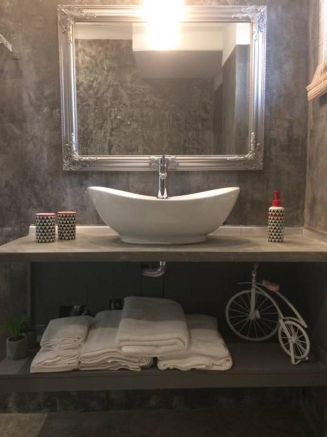 Villa Veneti Suite - Probio - 80M2 ネア・ムダニア エクステリア 写真